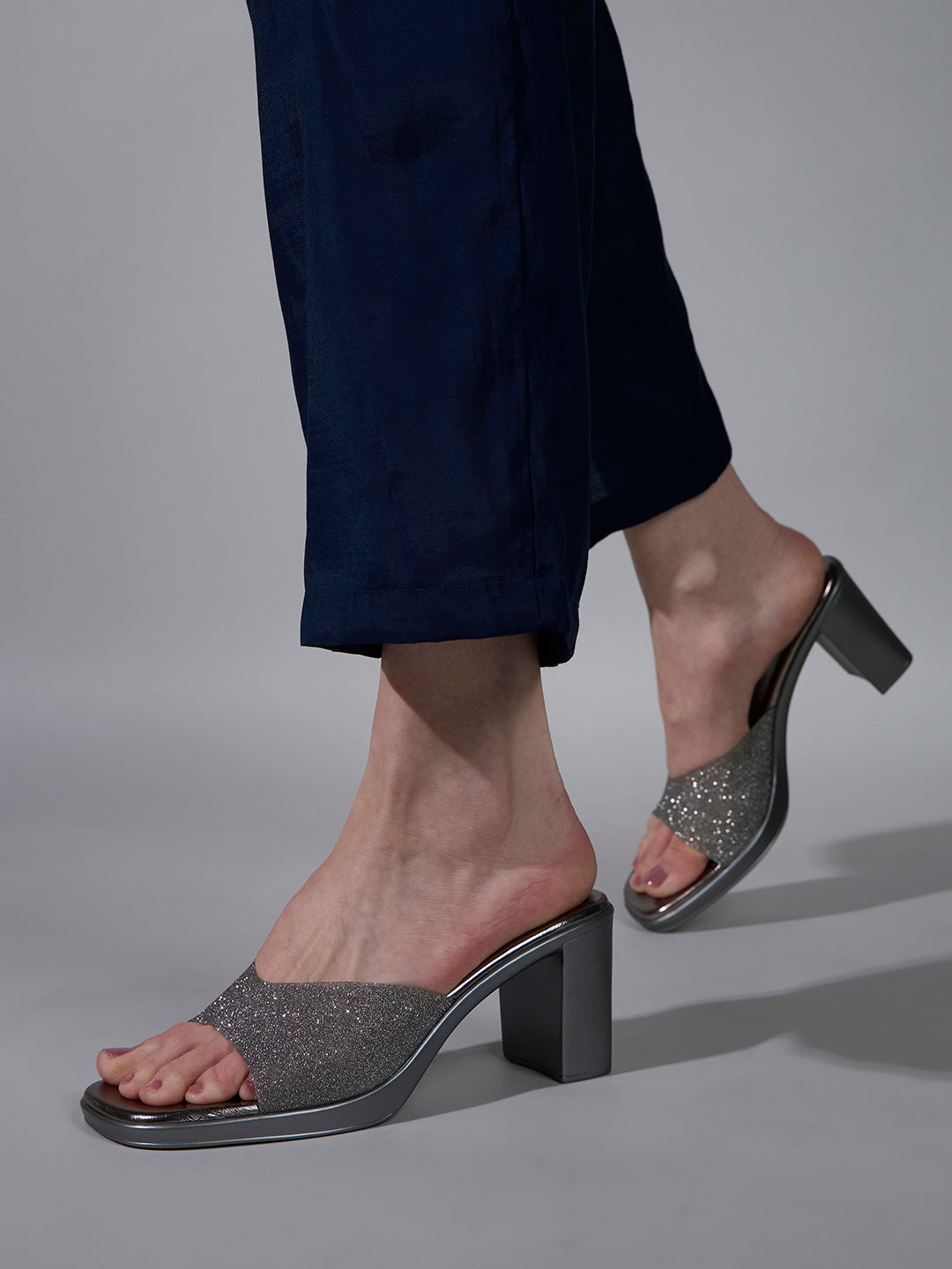 Womens Pewter Party Wear Textured Round Toe Block Heels