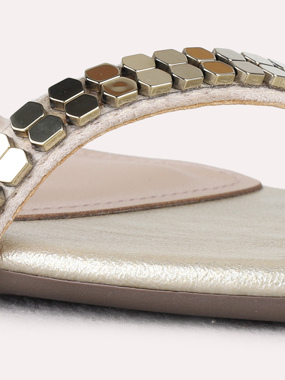 Womens Golden Party Wear Solid Round Toe Block heels