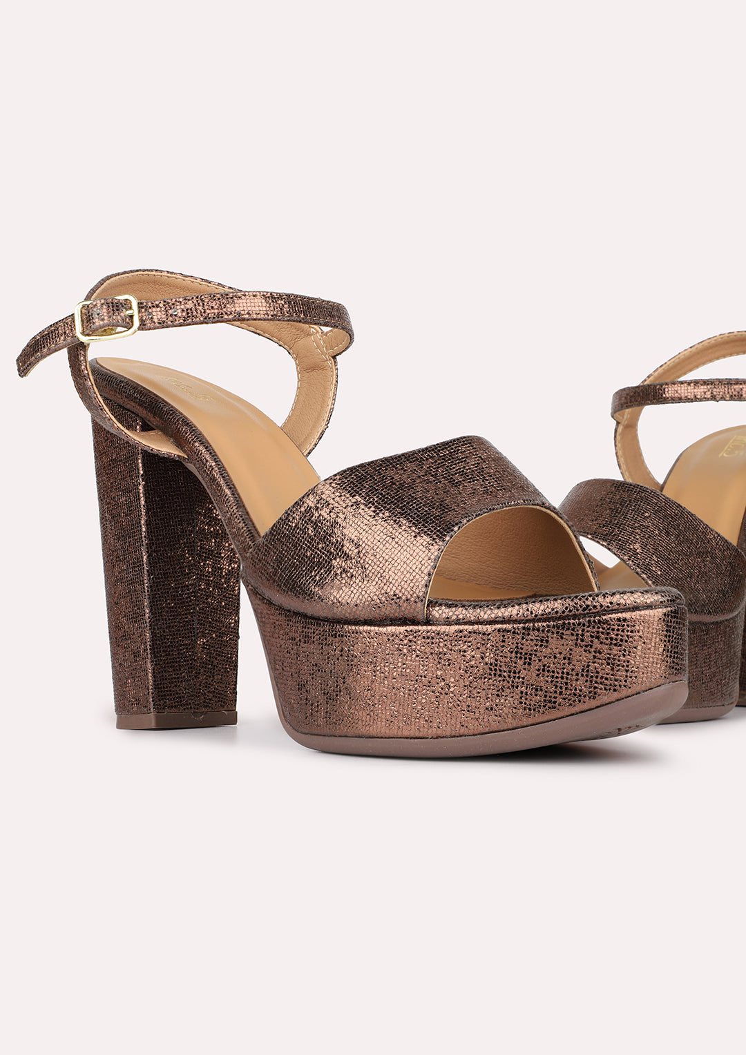 Womens Golden Party Wear Solid Pattern Round Toe Platform Heels