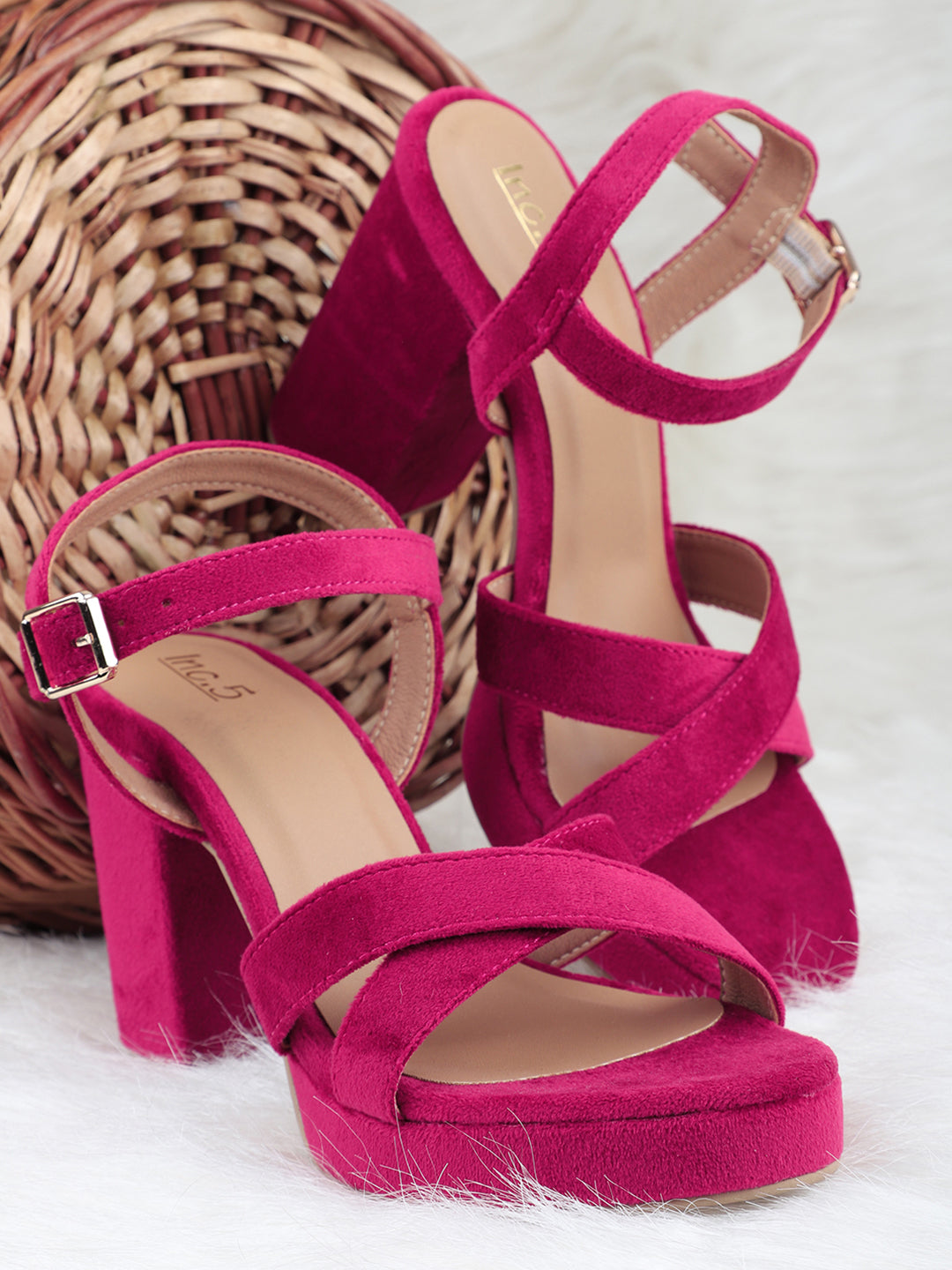 Women Pink Criss-Cross Strap Platform Heels With Buckle Closure