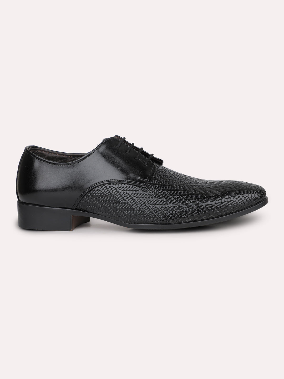 Men Black Textured Formal Lace Up Derby Shoes