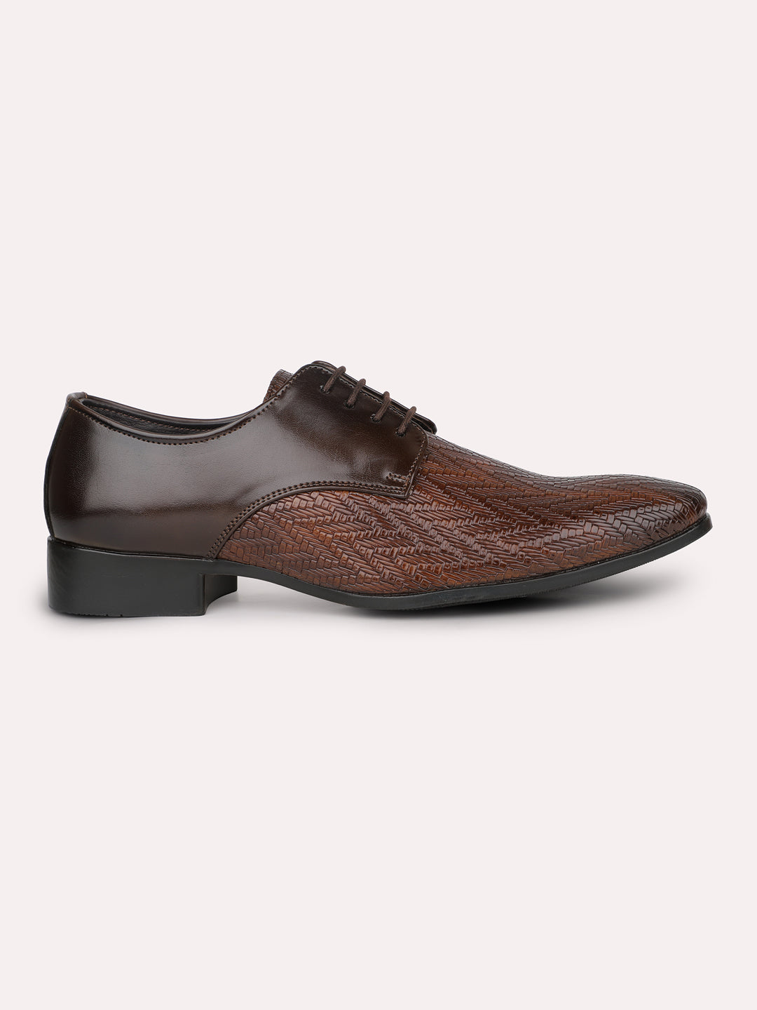 Men Brown Textured Formal Lace Up Derby Shoes