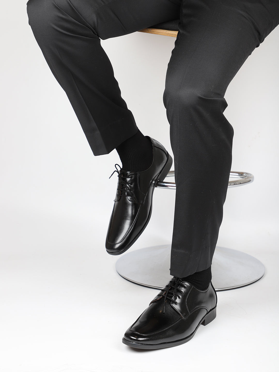 Men Black Solid Formal Lace Up Derby Shoes