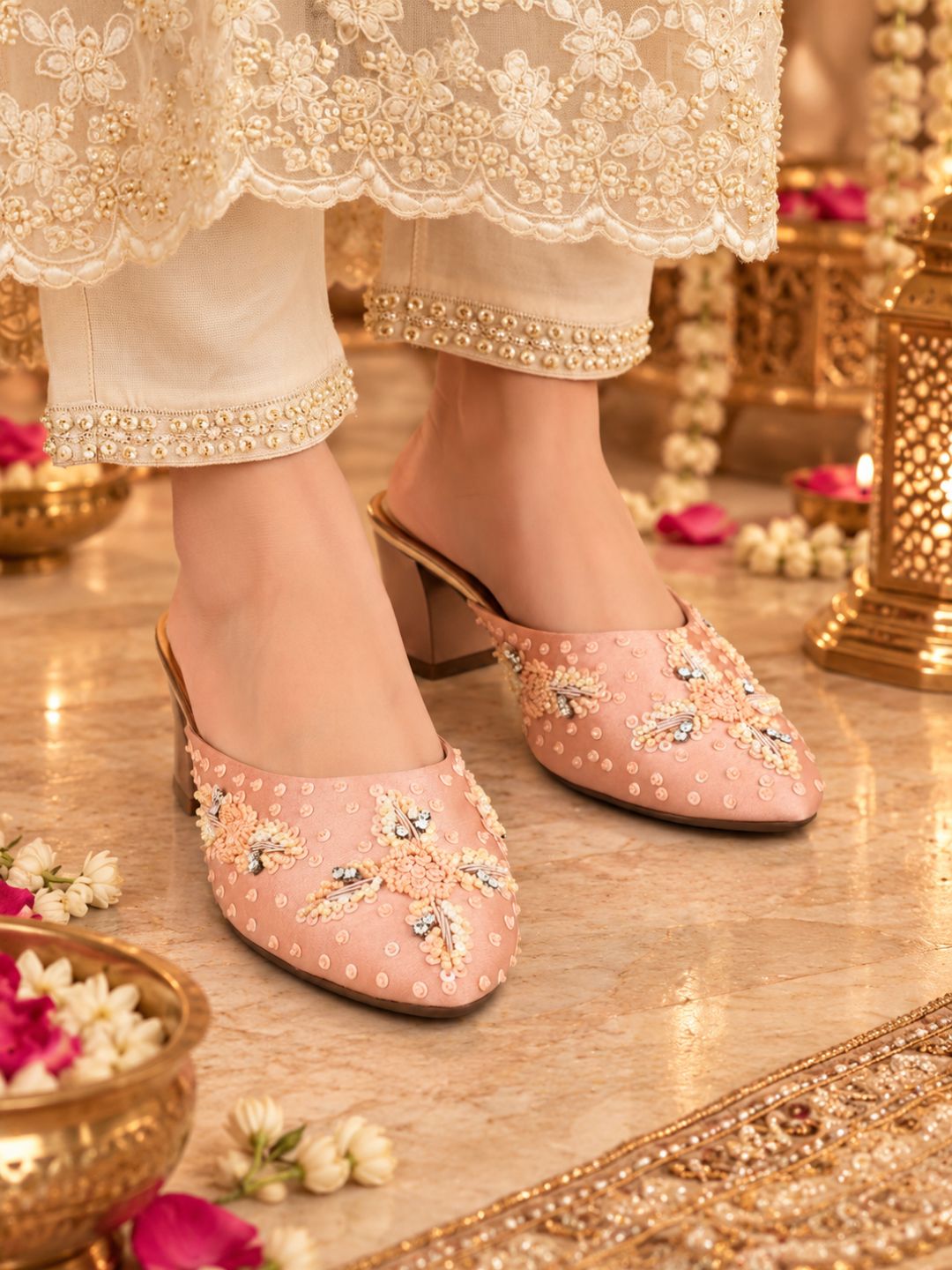 Women Rose Gold Ethnic Block Mules