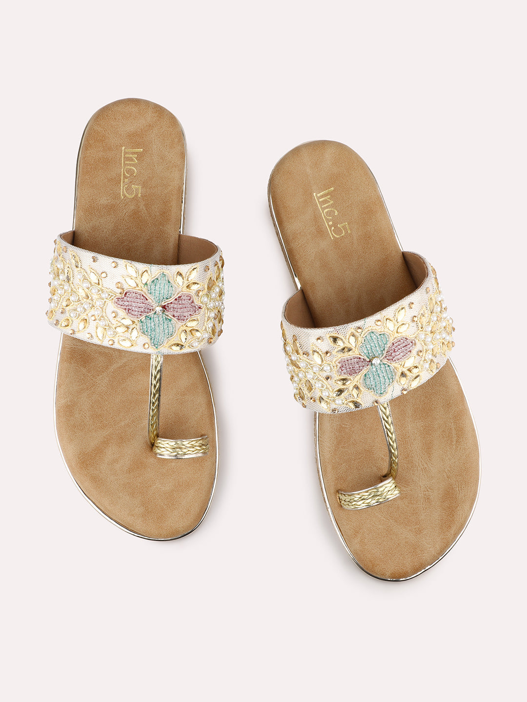 Women Gold Ethnic Embroidered One Toe Flats