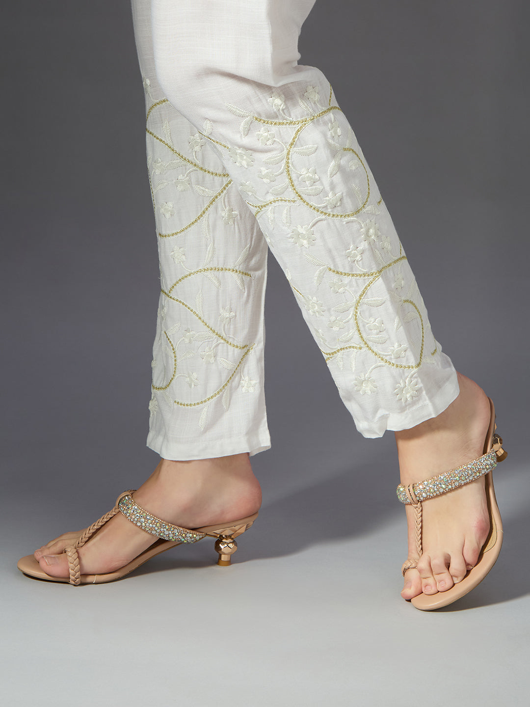 Women Peach Party Wear Embellished Square Toe Kitten Heel Sandals