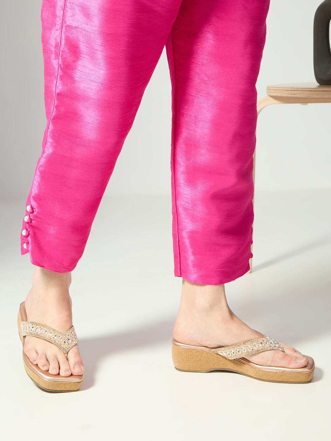 Women Rose Gold Casual Embellished Round Toe Wedge Heel Sandals