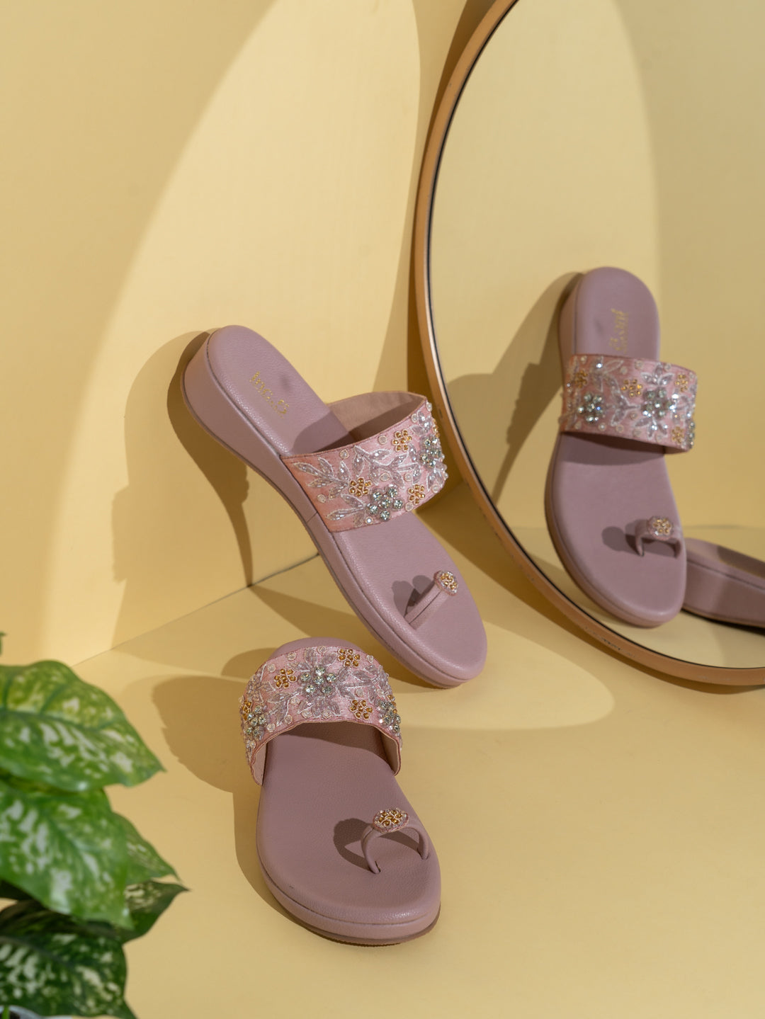 Womens Pink Ethnic Embellished Round Toe Flatform Heel Sandals