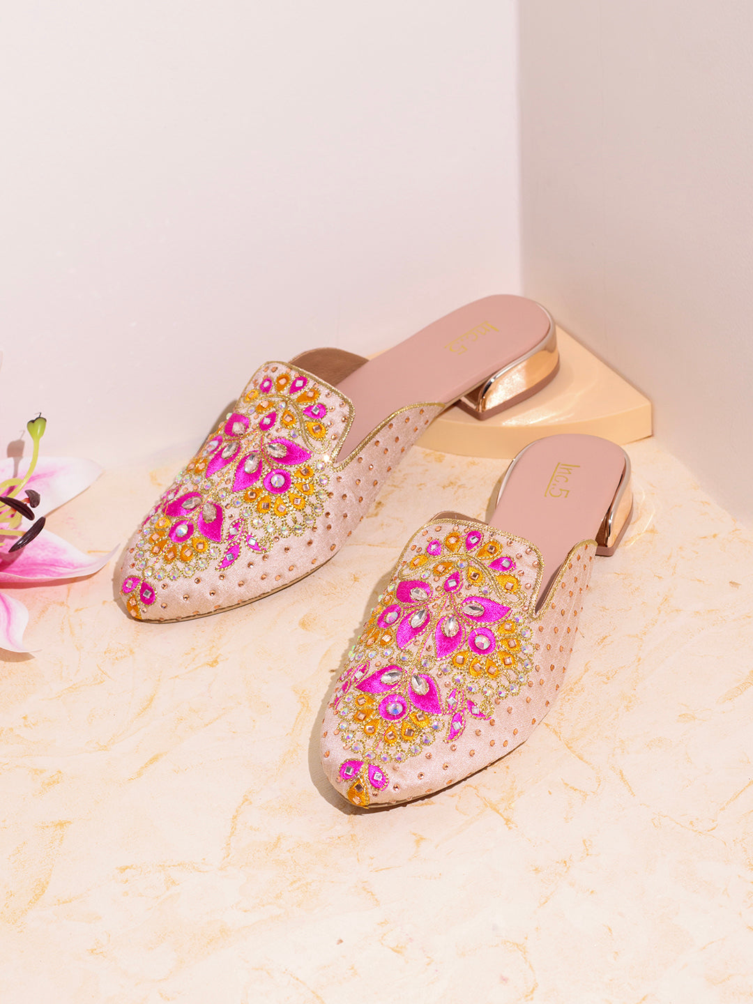 Womens Rose Gold Party Wear Printed Toe Flats Mules