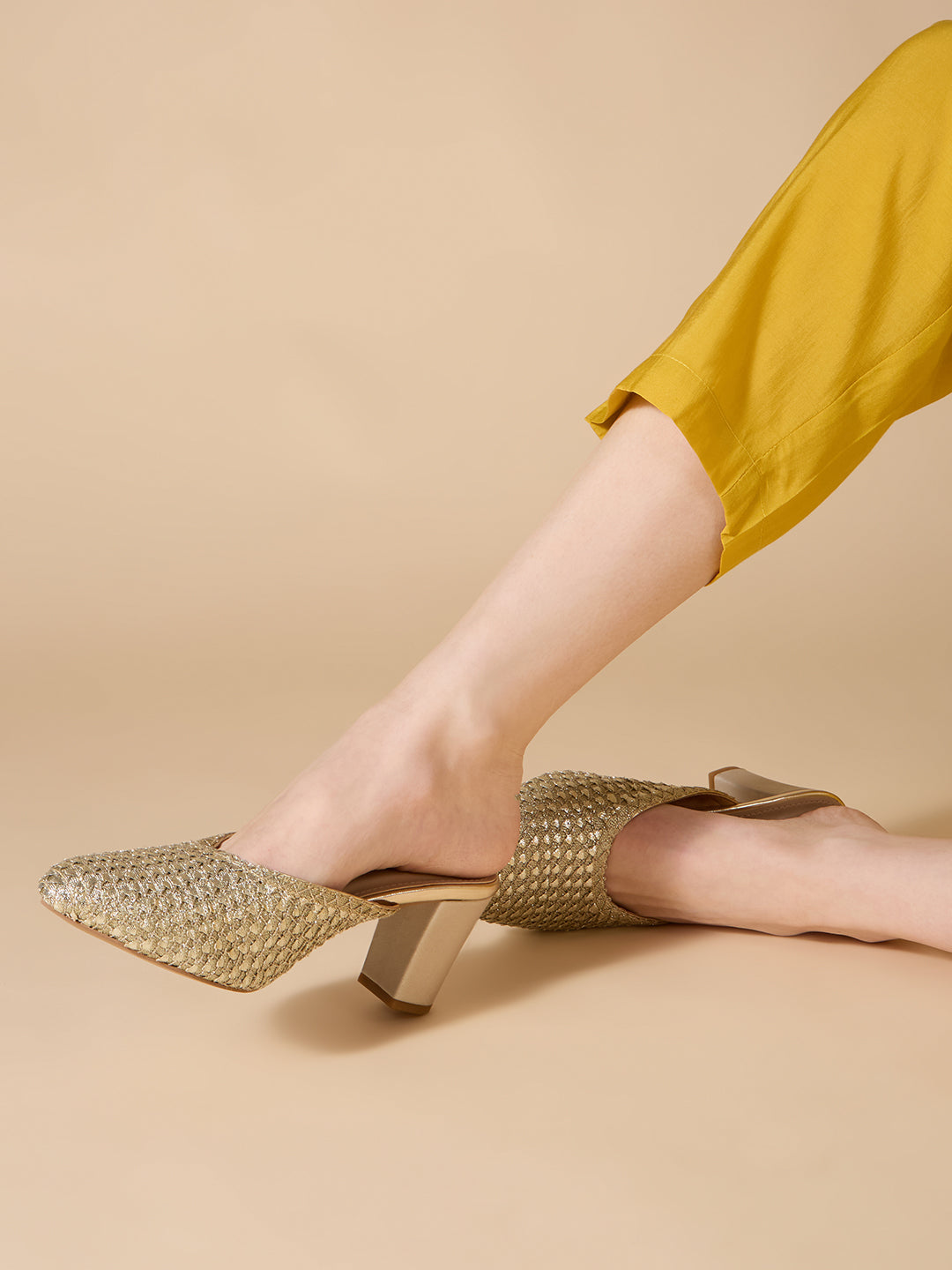 Womens Golden Party Wear Embellished Round Toe Block Heel Mules