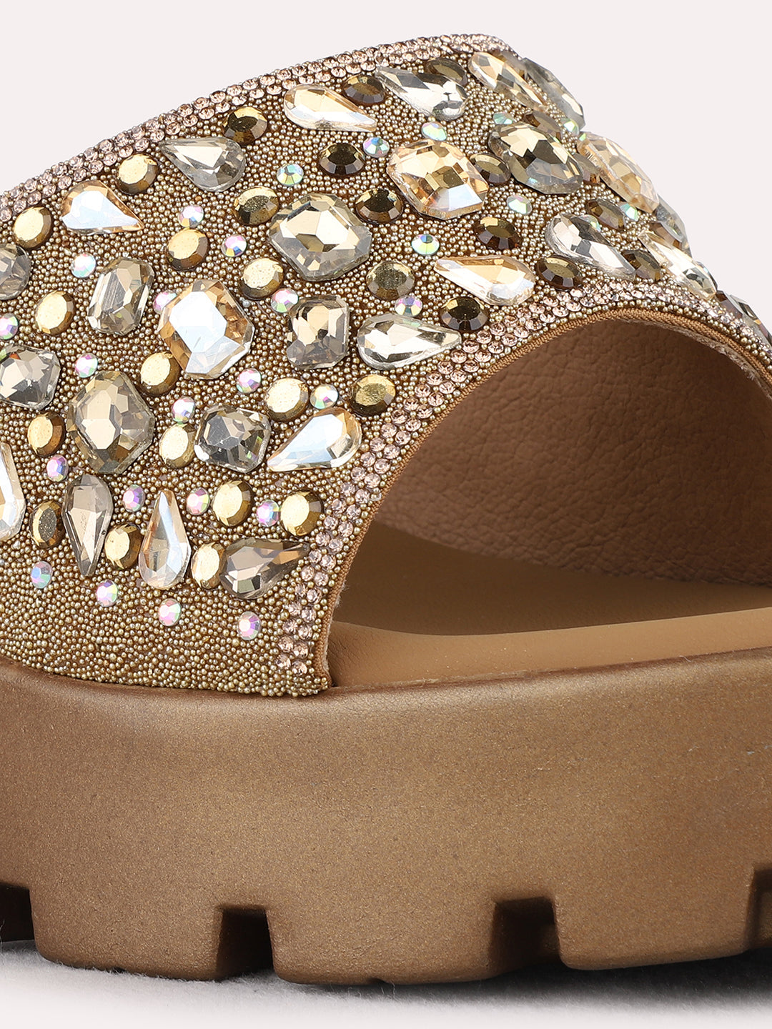Womens Antique Ethnic Embellished Pattern Round Toe Flatform Heels