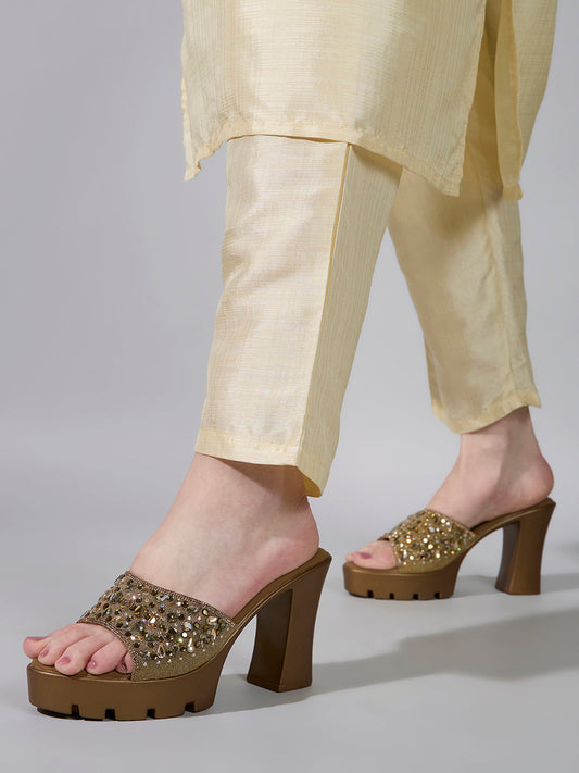 Womens Golden Ethnic Embellished Round Toe Flatform Heels
