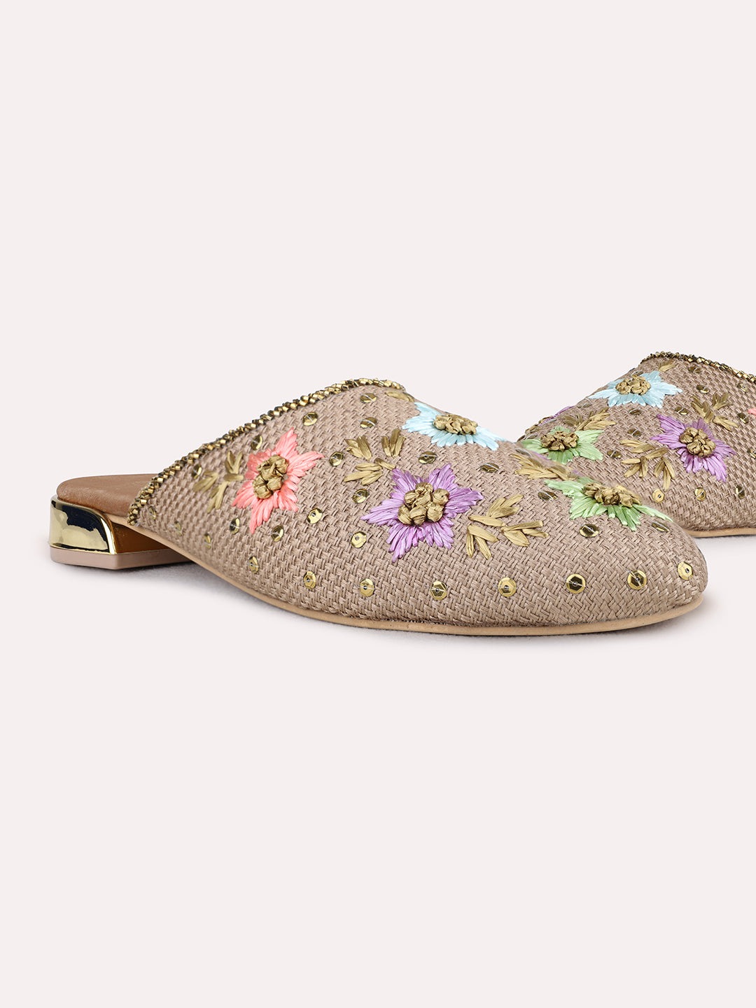 Womens Golden Ethnic Embellished One Toe Slip-On Sandals