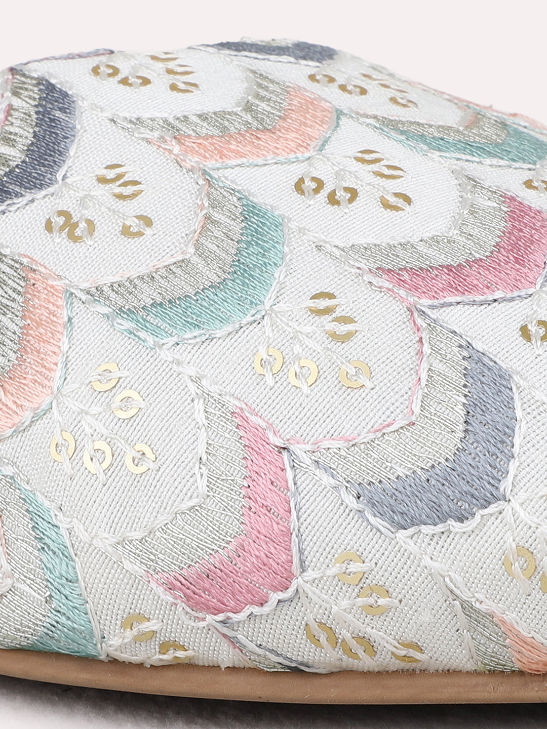 Womens Cream Party Wear Printed One Toe Flat Mules