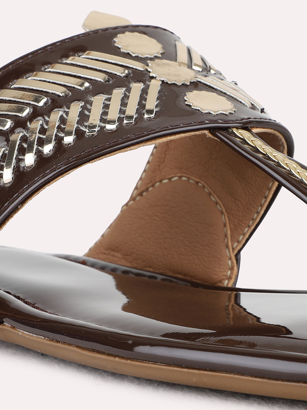 Womens Brown Casual Textured One Toe Flat Sandals