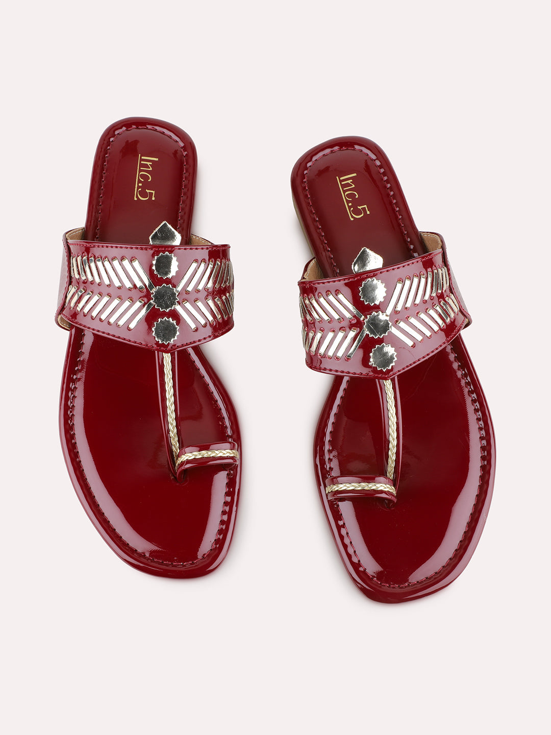 Womens Maroon Casual Textured One Toe Flat Sandals