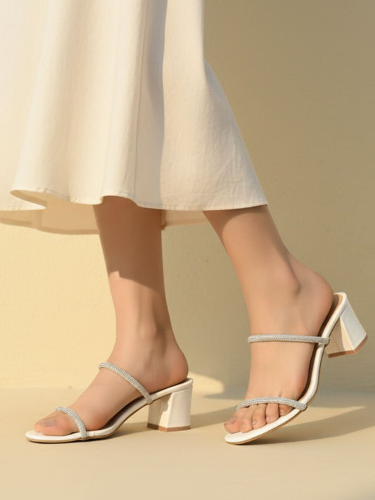 Womens White Party Wear Embellished Round Toe Block Heels