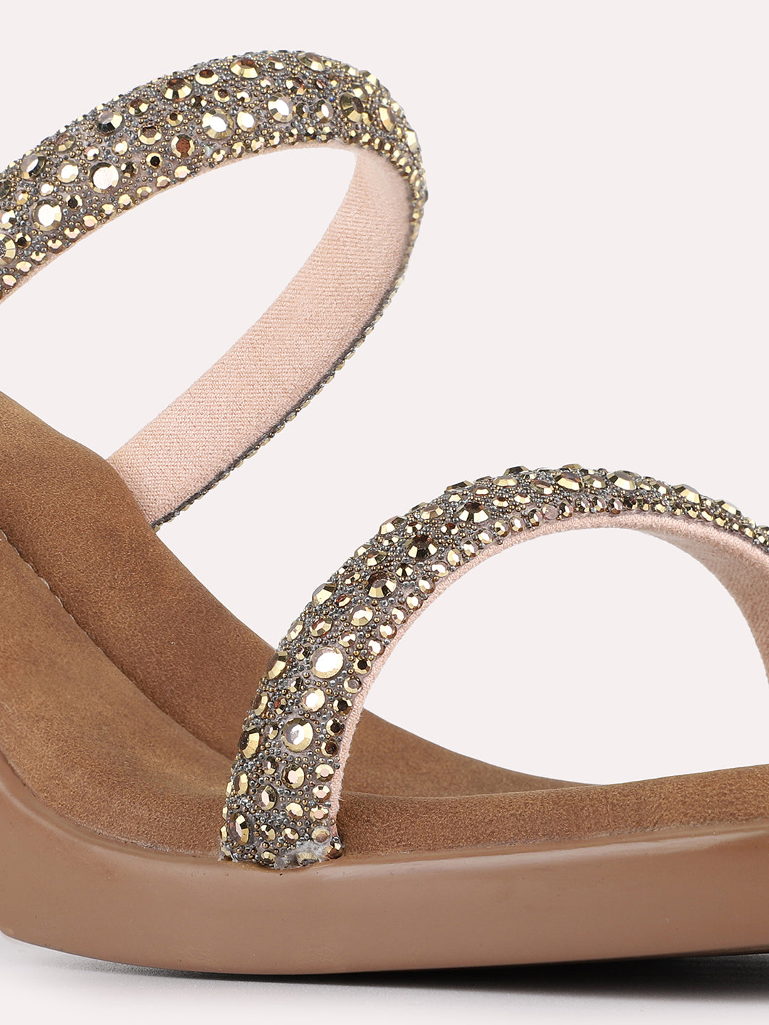 Womens Golden Party Wear Embellished Round Toe Block Heels