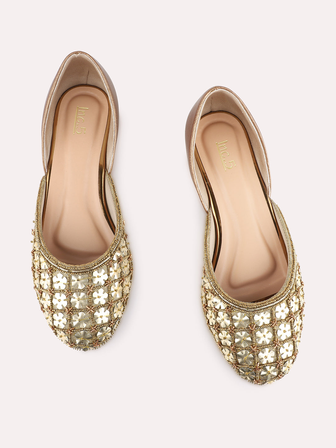 Womens Golden Ethnic Embellished Pattern Round Toe Block Mules