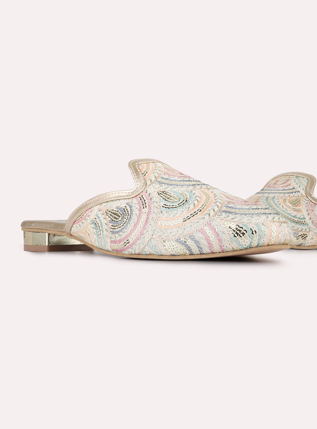 Womens Golden Ethnic Embellished Round Toe Block Mules