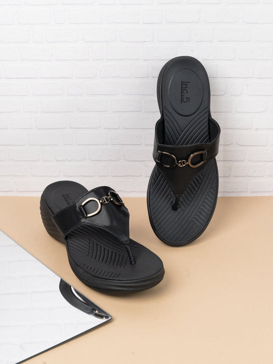 Womens Black Casual Solid T-Strap Sandals