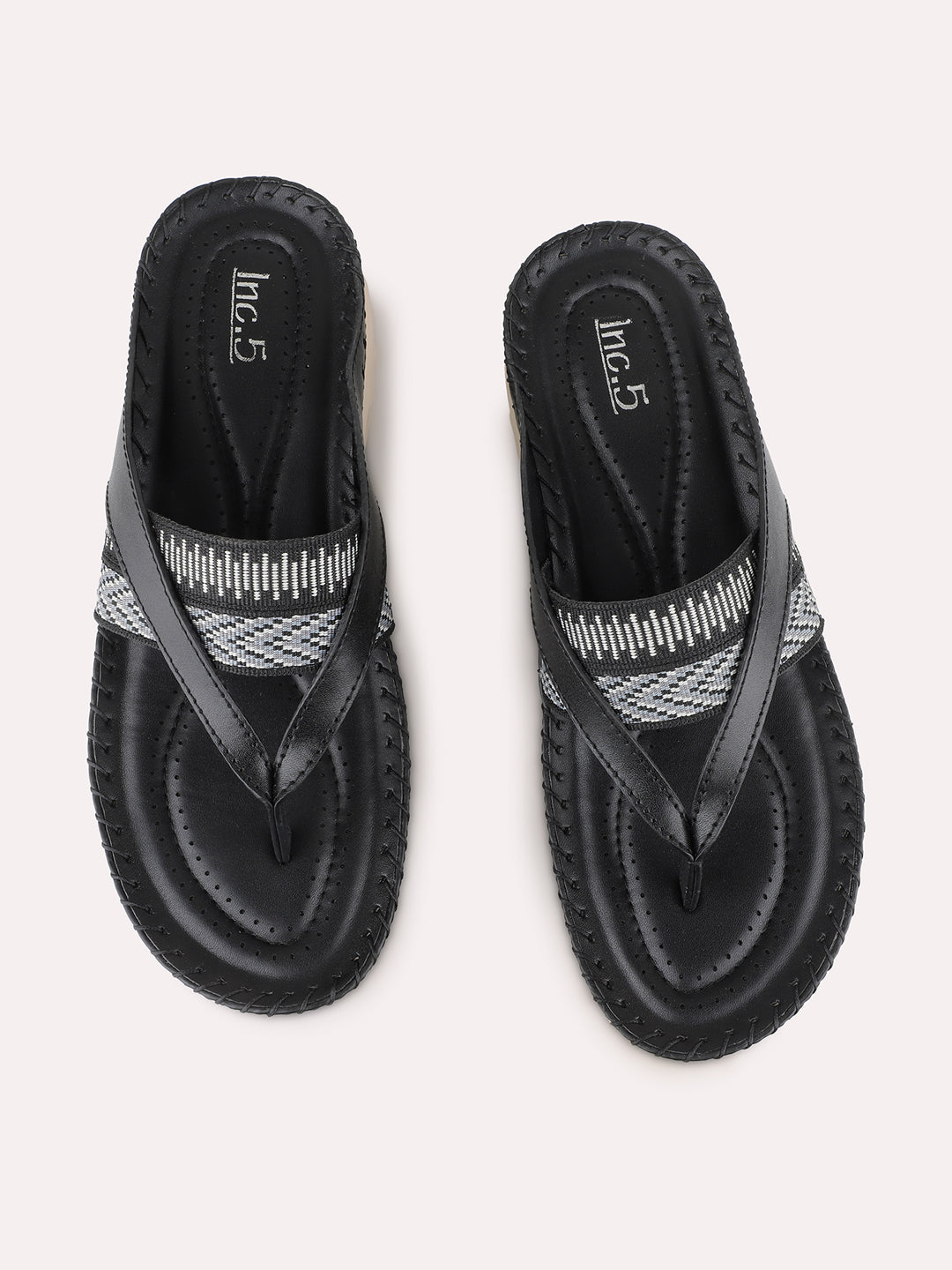 Women Black Casual Printed Round Toe Flatform Heels