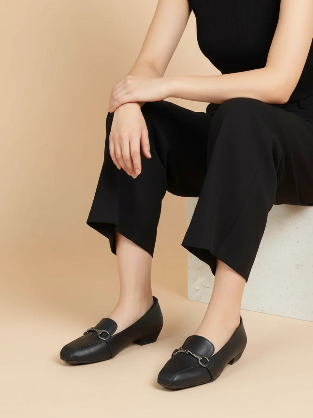 Women Black Solid Block Pumps with Chain Upper Detail