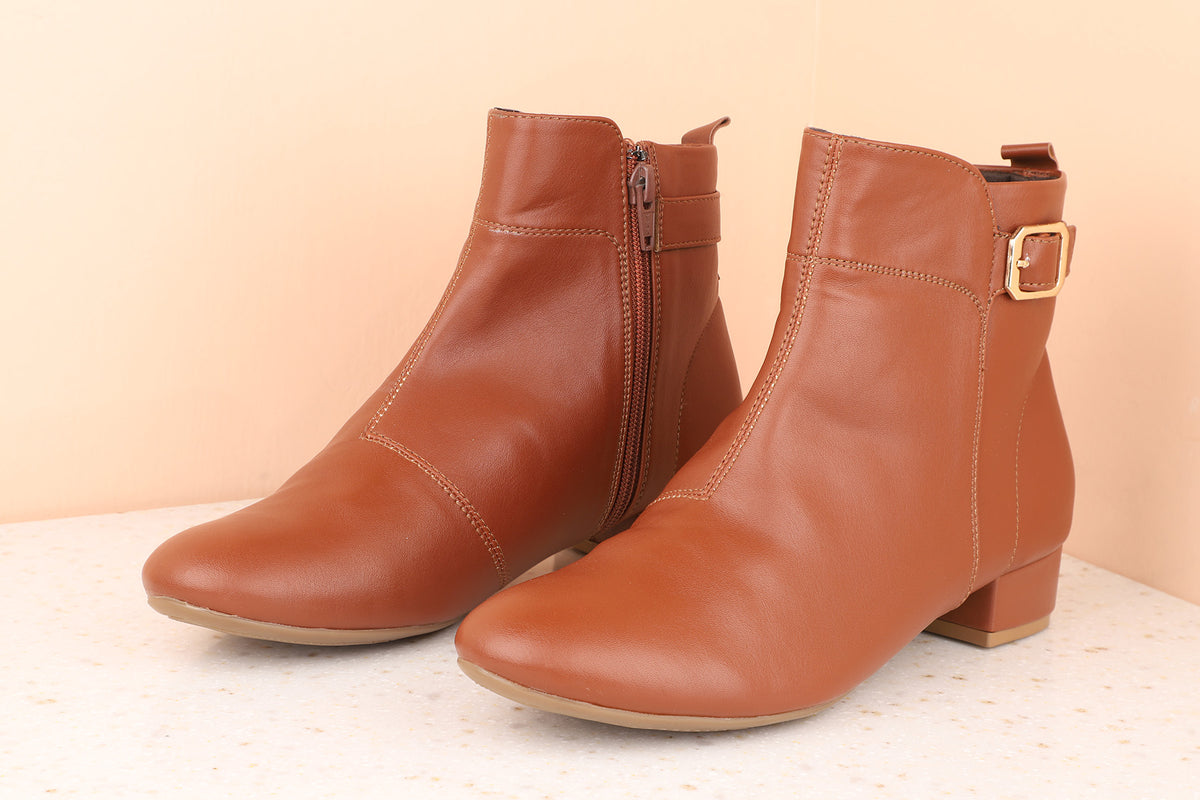 Women Tan Solid Boots