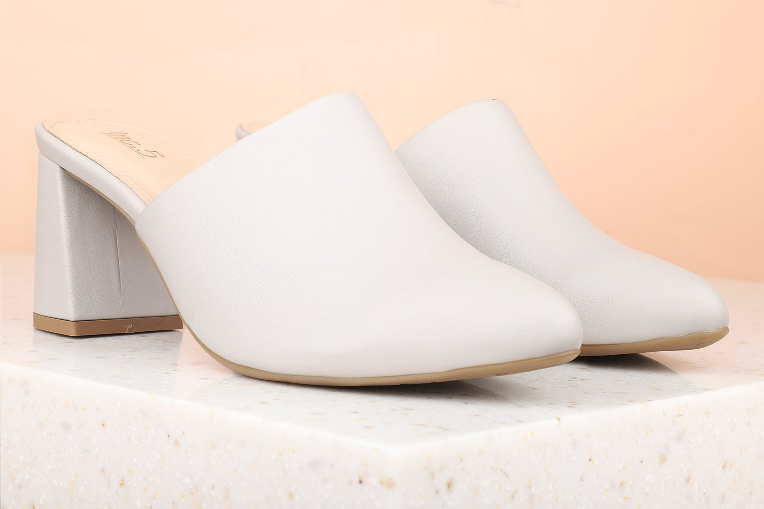 Women Grey Solid Block Mules