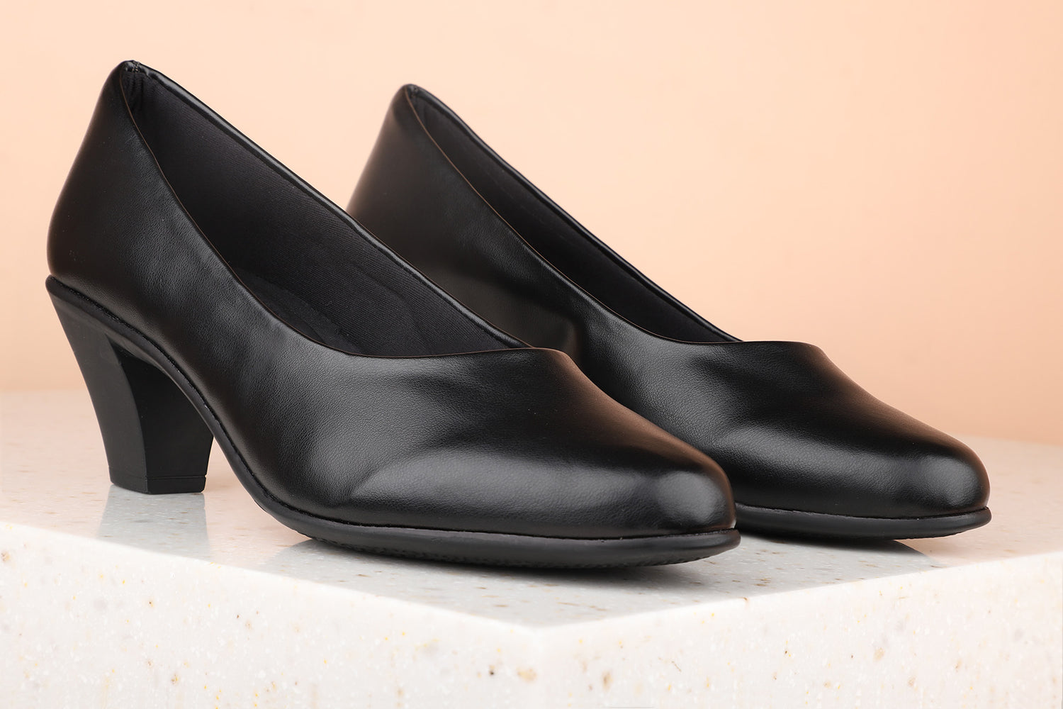 Women Black Solid Block Pumps