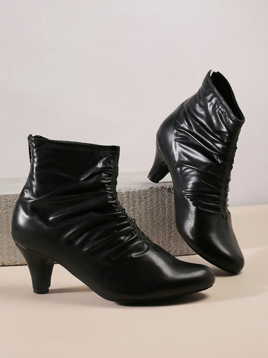 Women Black Kitten Heeled Boots