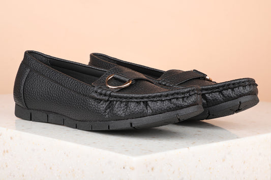 Women Black Solid Flats Loafers