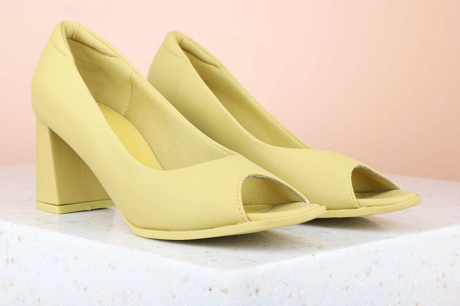 How to Wear Yellow Shoes - StyleCheer.com | Fashion shoes heels, Heels  outfits, Cute shoes heels