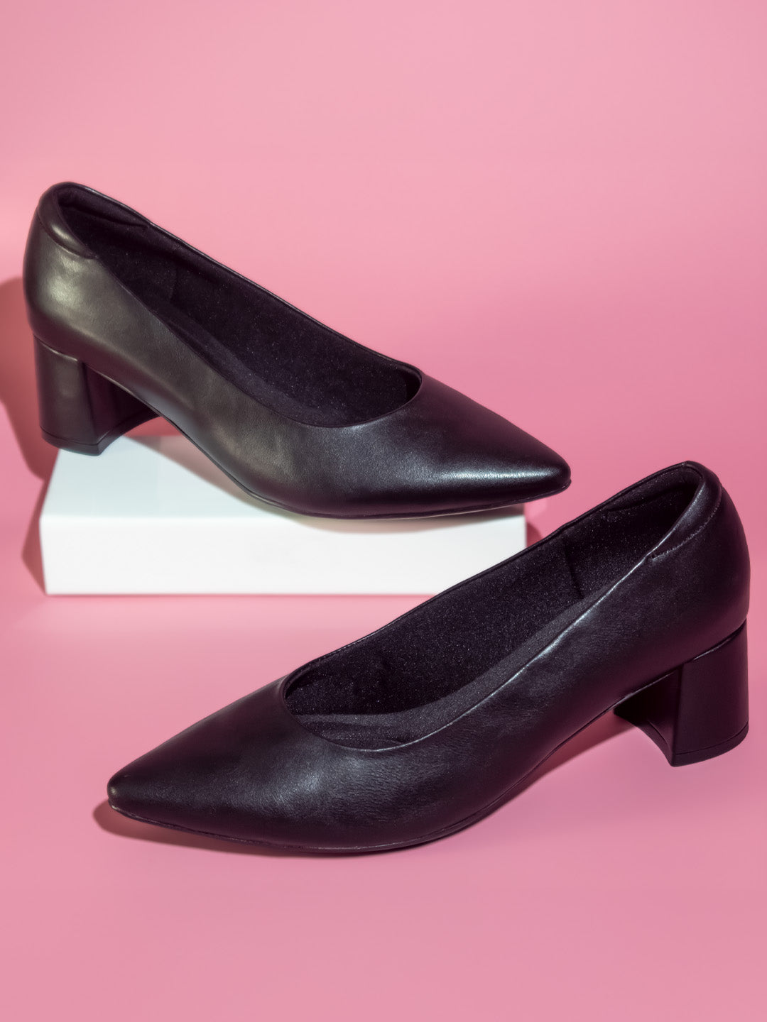 Women Black Pointed Toe Block Pumps