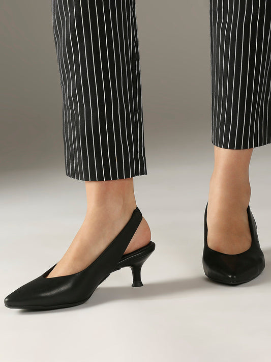 Women Black Solid Kitten Heeled Mules