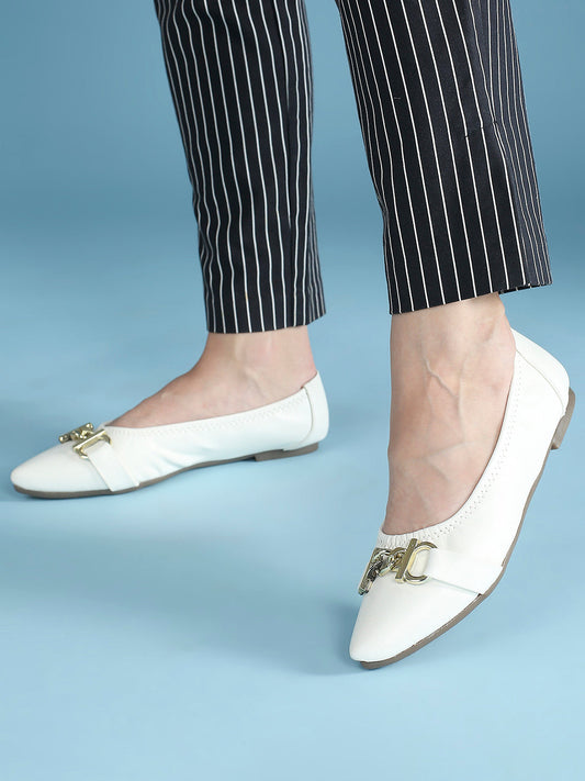 Women White Textured Buckled Ballerinas