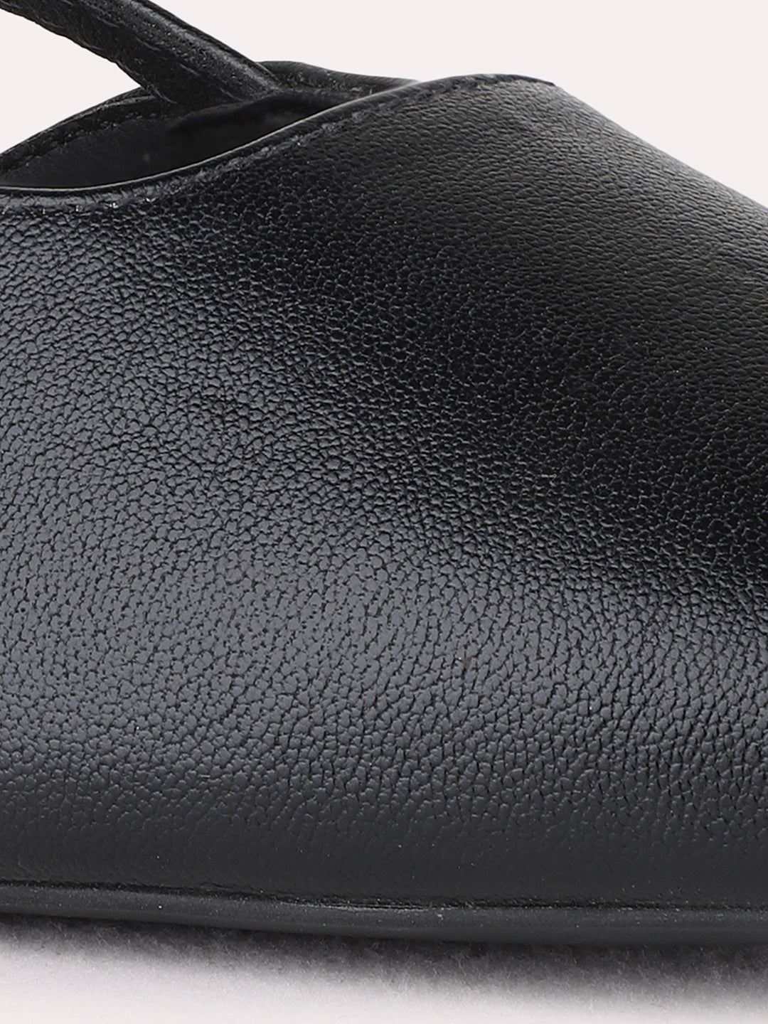 Womens Black Party Wear Solid Pointed Block Heel Sandals