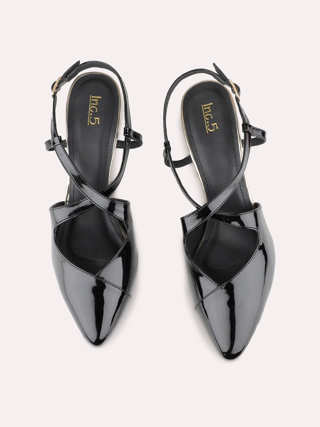 Womens Black Party Wear Solid Pointed Kitten Heel Mules