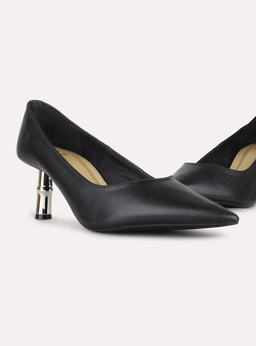 Womens Black Party Wear Solid Pattern Pointed Toe Kitten Heels