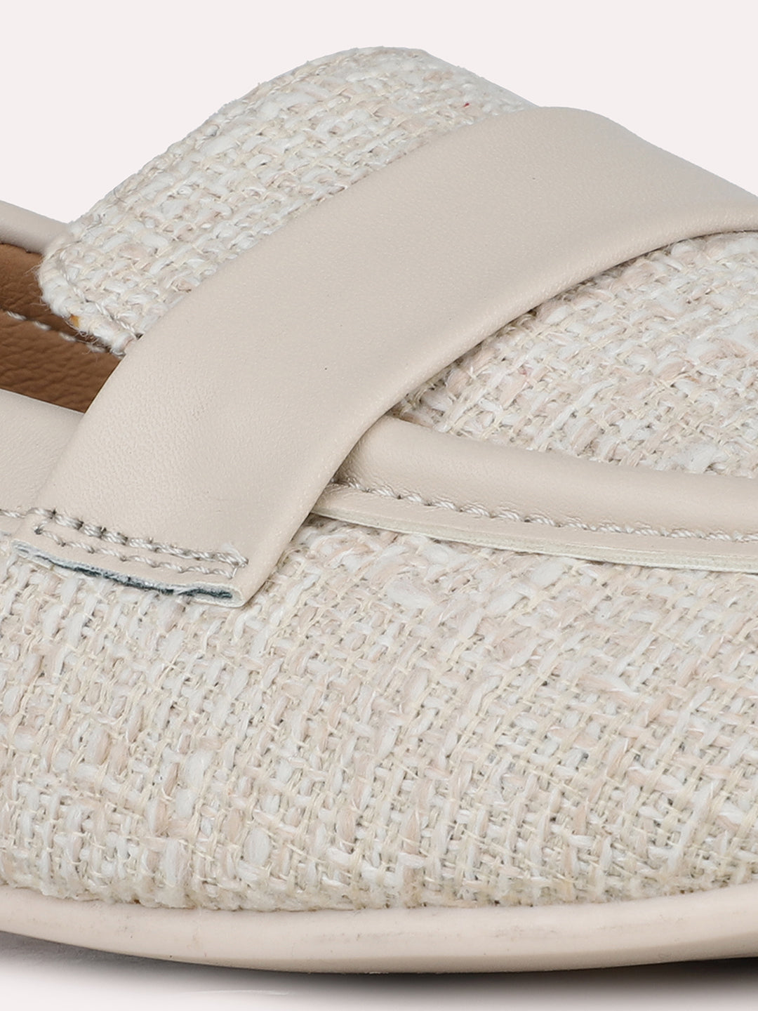 Women Cream Casual Solid Pointed Toe Moccasin Shoes