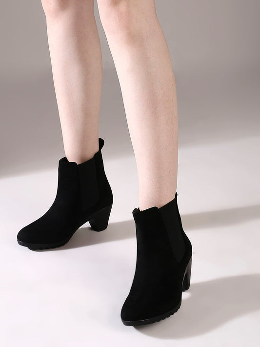 Womens Black Casual Solid Round toe Chelsea Boots