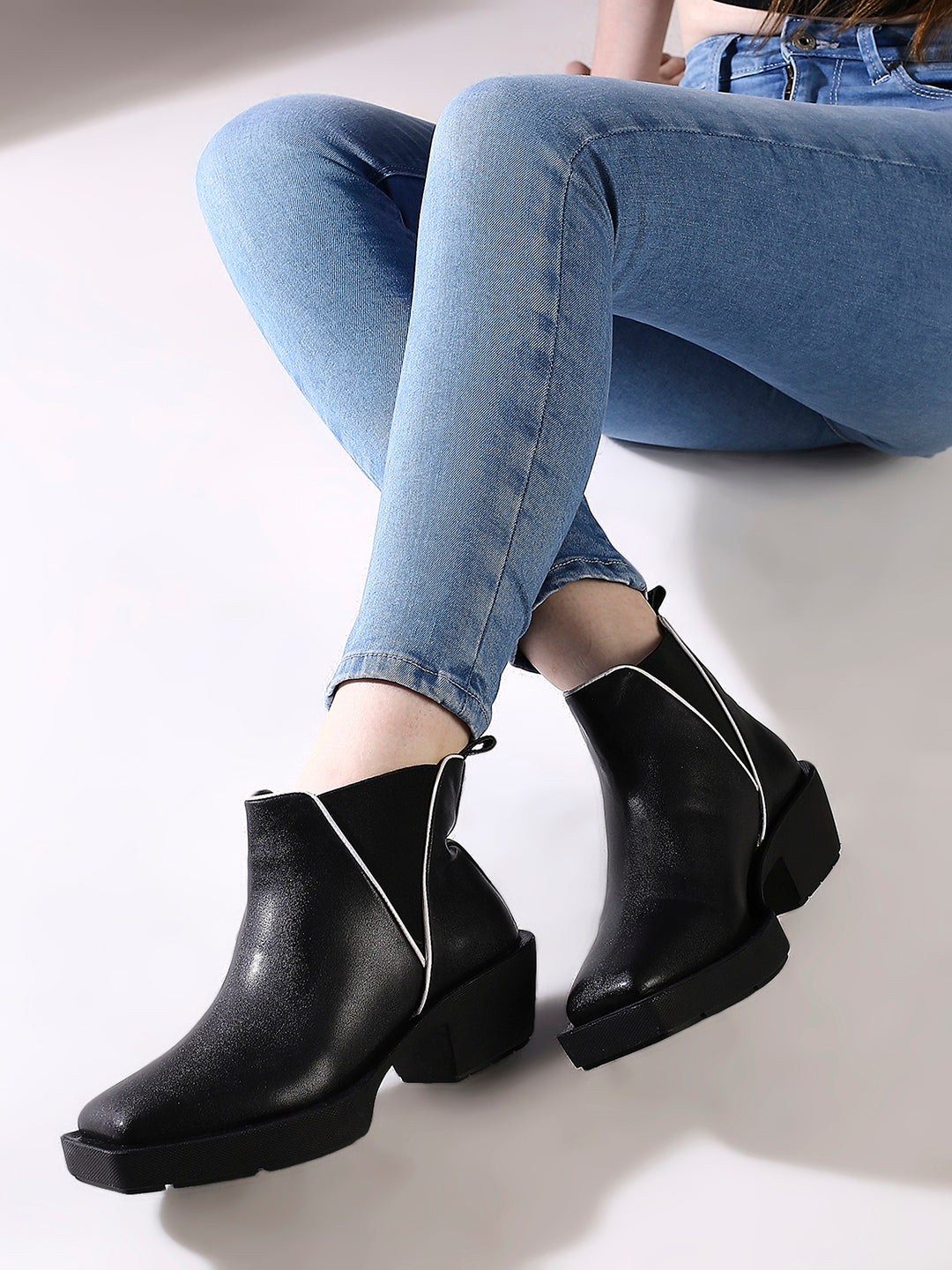 Womens Black Casual Solid Square toe Ankle Boots