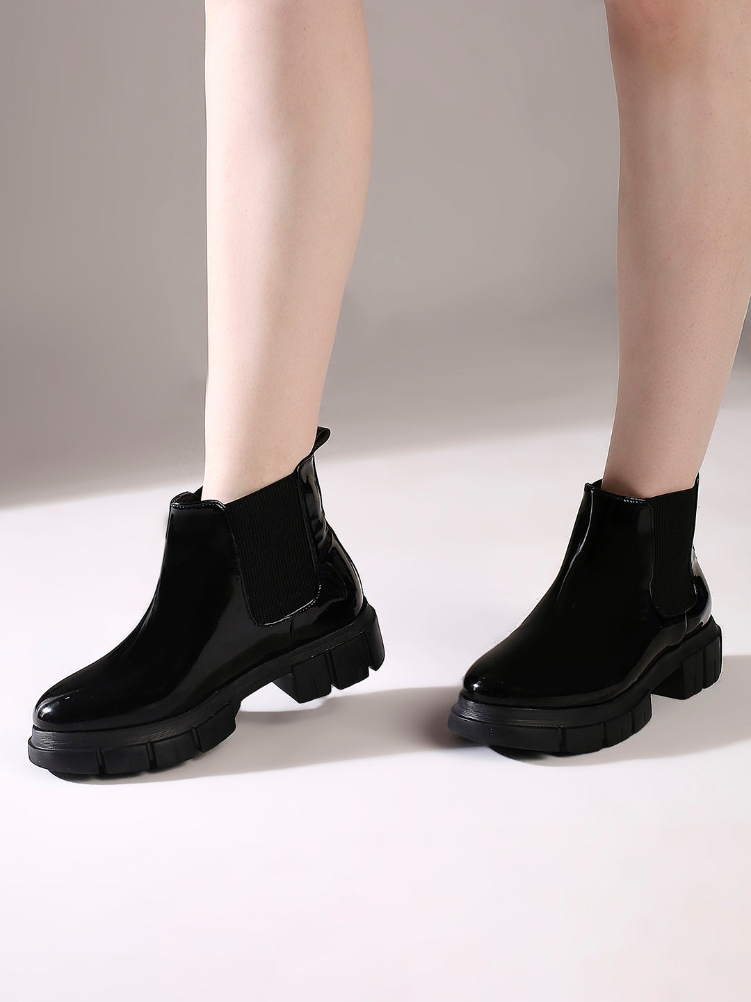 Womens Black Casual Solid Round toe Ankle Boots