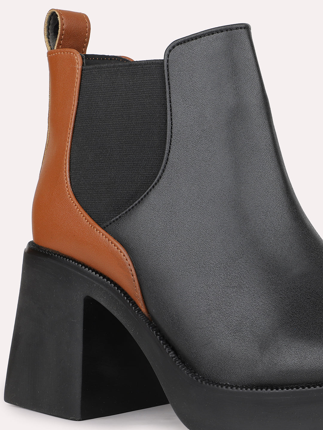 Womens Black Casual Solid Round toe Chelsea Boots