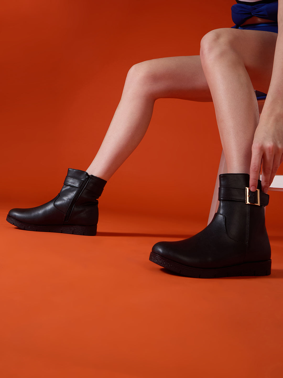 Womens Black Casual Solid Round Toe Ankle Boots