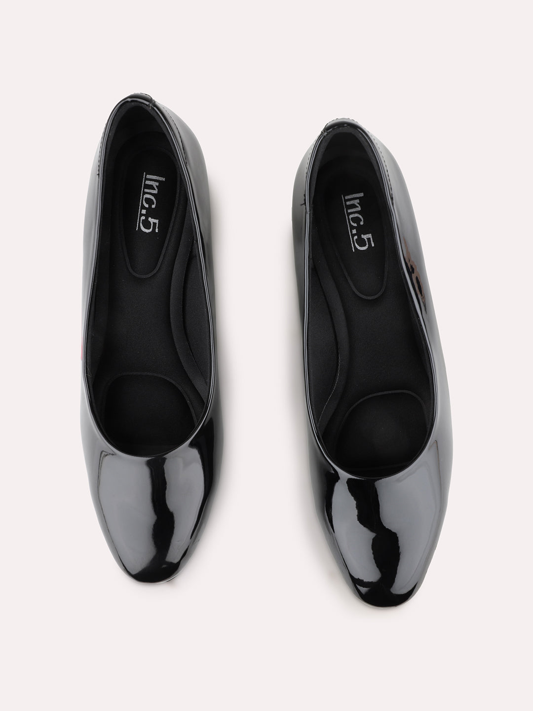 Women Black Party Wear Solid Pointed Toe Pumps