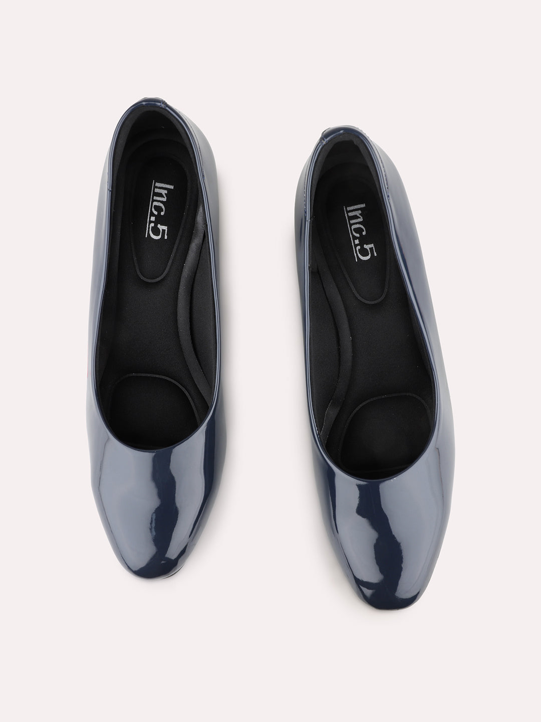 Women Navy Party Wear Solid Pointed Toe Block Heel Pumps