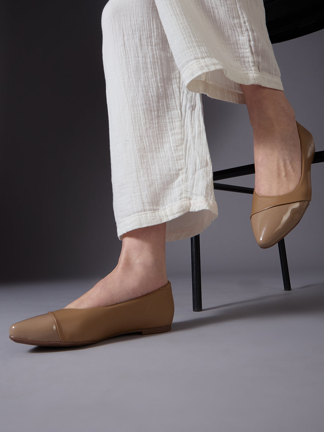 Womens Beige Party Wear Solid Round Toe Ballerinas