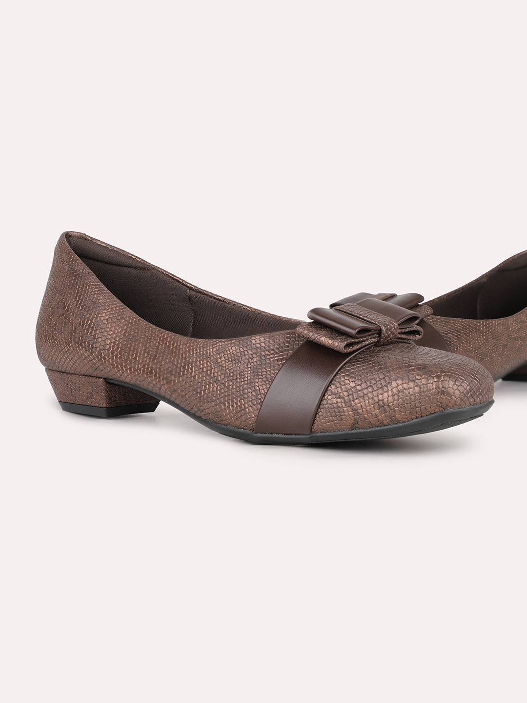 Women Brown Casual Solid Pointed Toe Flat Ballerinas