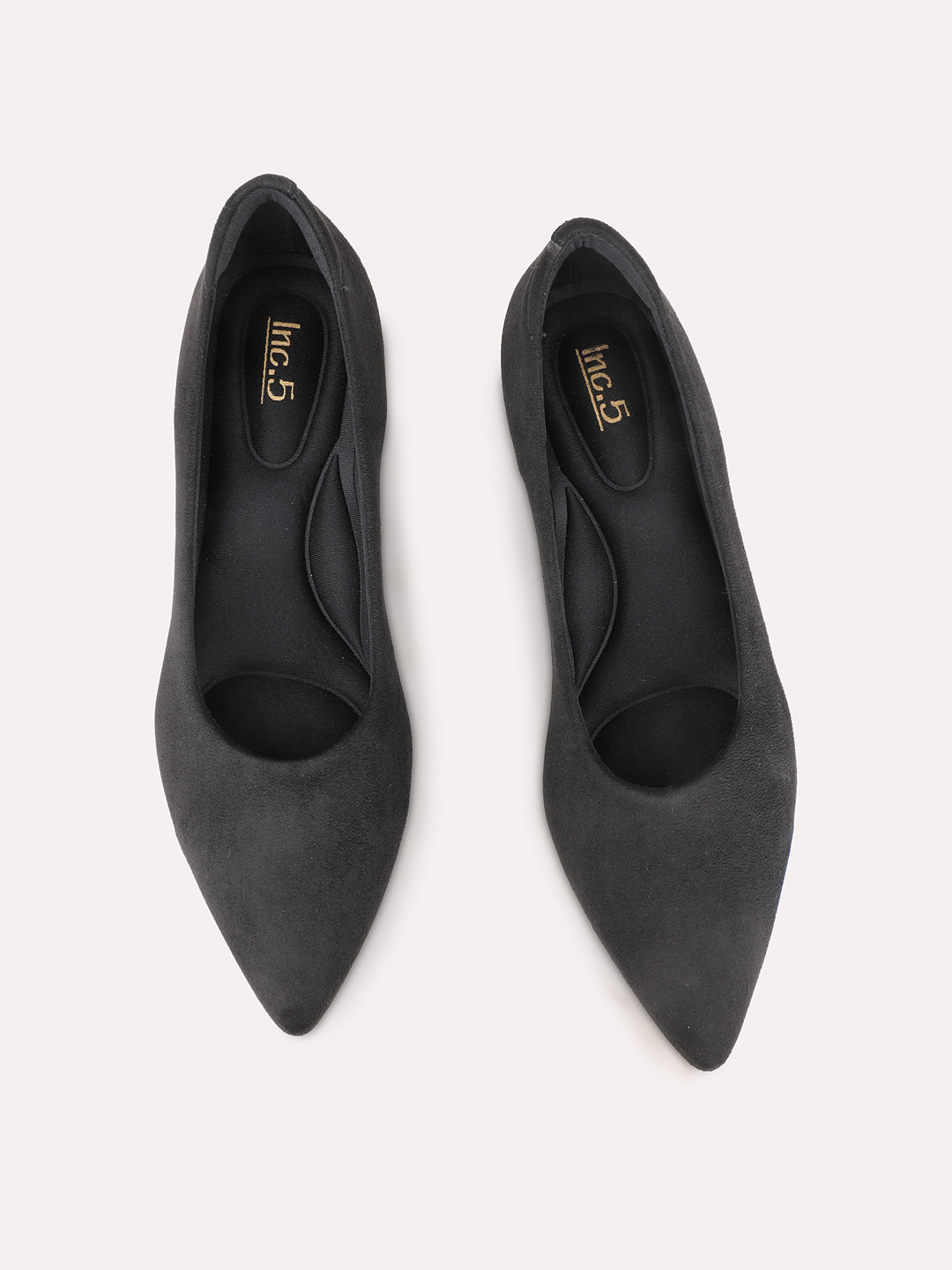 Women Black Party Wear Solid Pointed Toe Kitten Heel Pumps